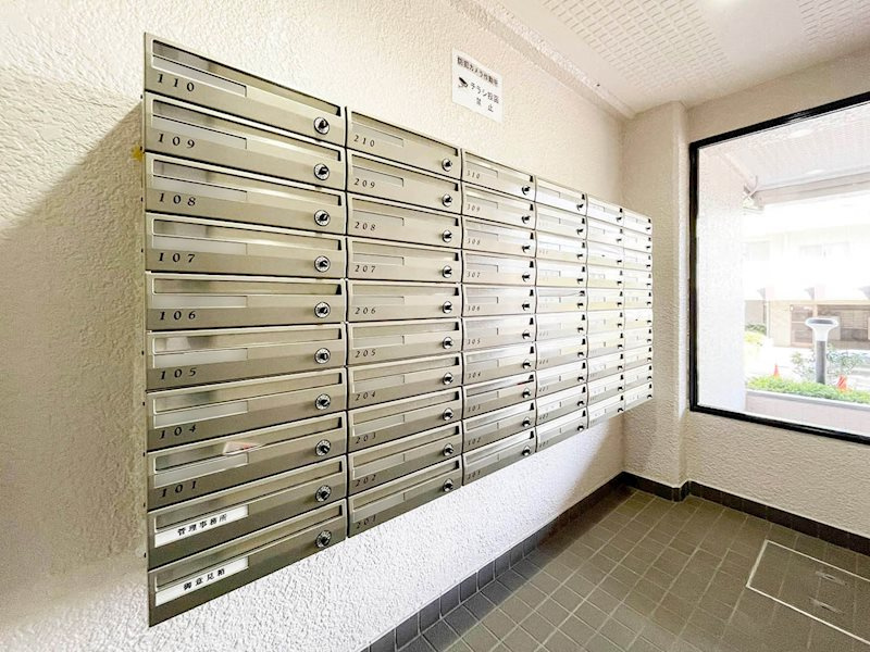 魚崎レックスマンション壱号棟のその他共用部分|暗証ダイヤル式の集合ポスト