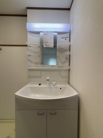 [新築]lavender Cの洗面所|一日を切り替える、静かな身支度の場所。
