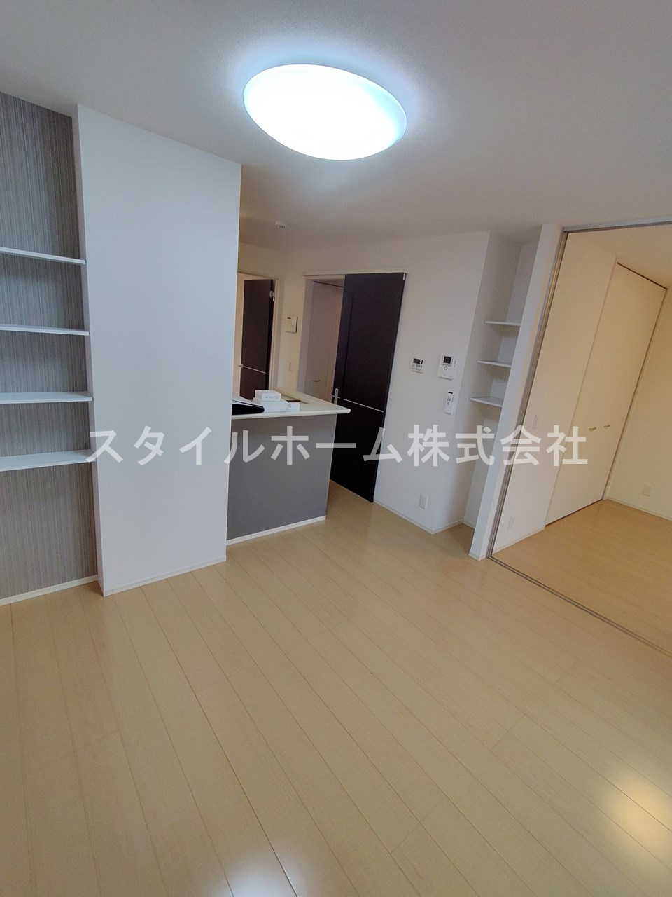 グラン　シャリオＢの居間・リビング|別部屋写真です。