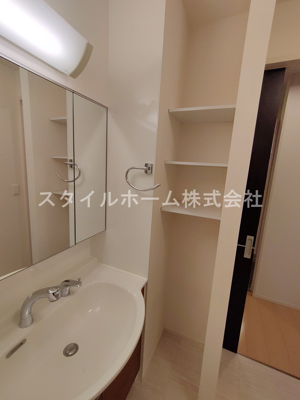 グラン　シャリオＢの洗面所|別部屋写真です。