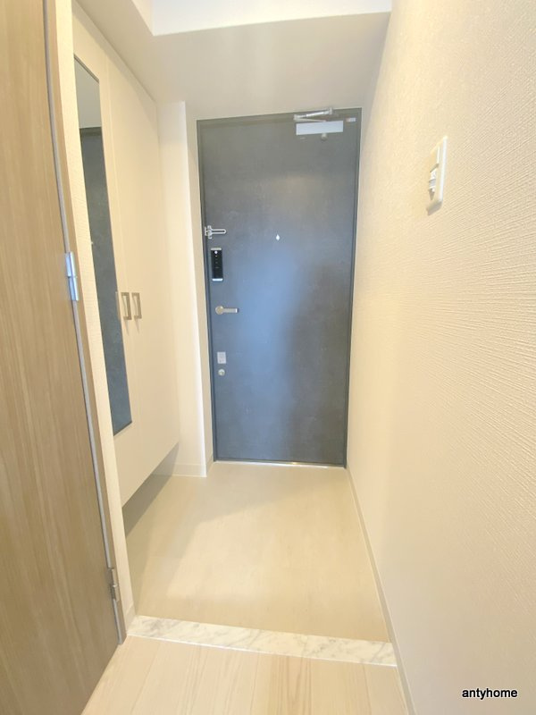 エスリード大阪フェリス　仲介手数料無料の玄関