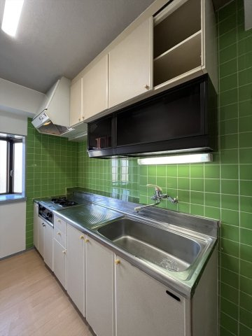 【キッチン】 | チョコレートヒルズ古河 | 同物件・別部屋画像