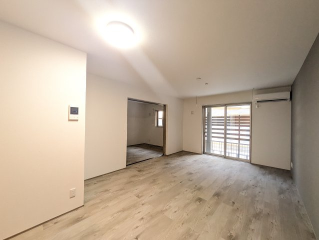 シェルコアの居間・リビング