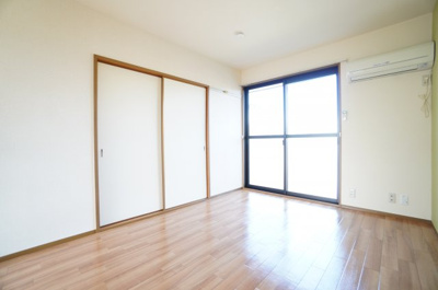 【寝室】 | サニーコーポ・ハセベ | ※同物件・同タイプの写真です。