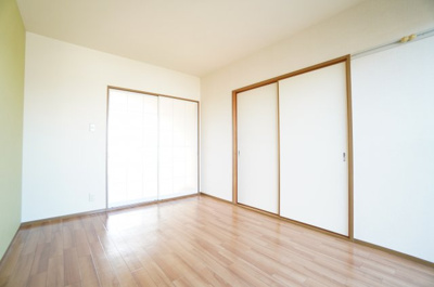 【寝室】 | サニーコーポ・ハセベ | ※同物件・同タイプの写真です。