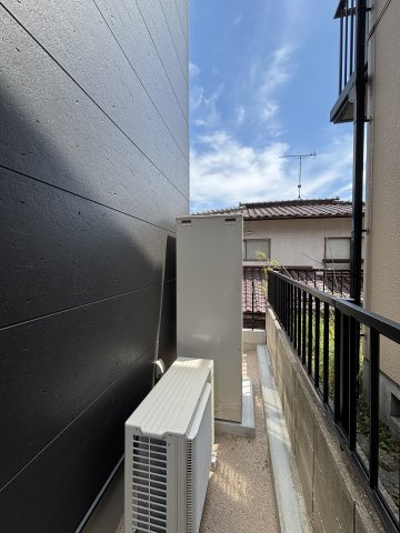 新築戸建　安東５丁目の発電・温水設備|オール電化と相性のよいエコキュートで、給湯の電力消費を効率化。