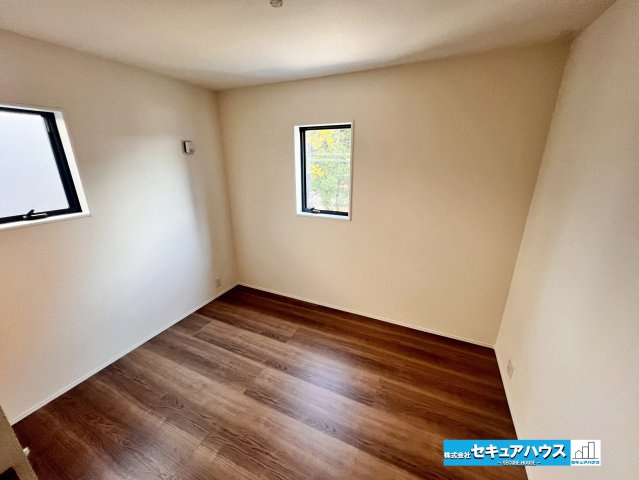 【今からご案内可能】東海市養父町大木之本 全2棟 2号棟の洋室|事前予約にて現地ご見学いただけます！お気軽にお問い合わせください♪
■株式会社　セキュアハウス　豊明支店■
住宅ローンに強く、知識、経験豊富なスタッフ在籍
お客様に寄り添い、ご成約後もサポート致します