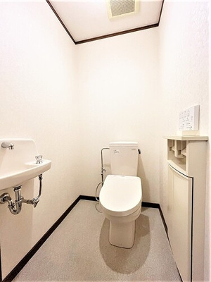 【トイレ】 | グランドールアサヒ | 洗浄機能付き便座　※2022年9月撮影