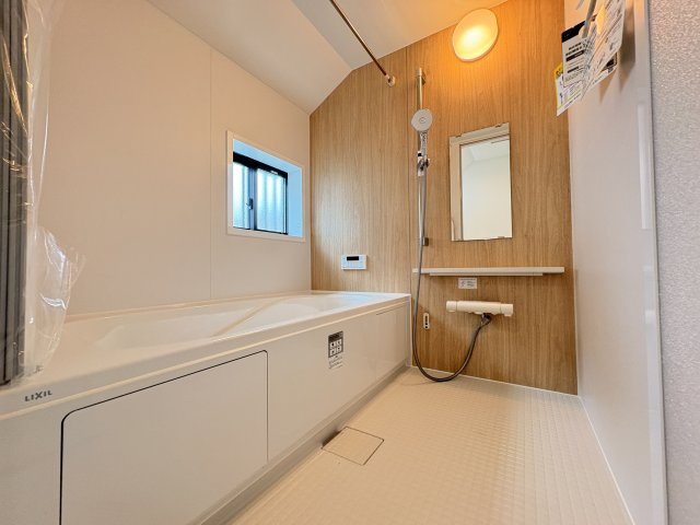 明石市西明石北町１丁目新築戸建の浴室