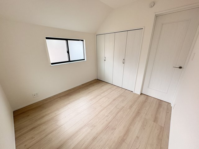 明石市西明石北町１丁目新築戸建の洋室