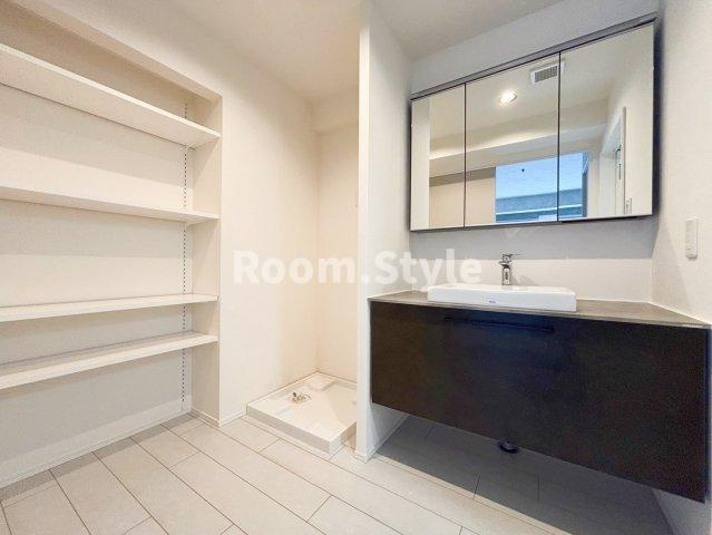 SUN麻布十番のその他|空室のためご都合に合わせてご内覧できます
お問合せはお電話でもお受付しております。
03-6450-5211