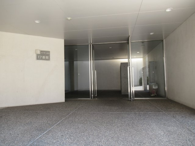 HAT神戸・脇の浜１ＬＤＫのエントランス|落ち着いたエントランスです