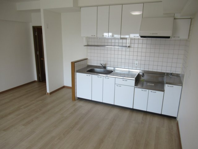 HAT神戸・脇の浜１ＬＤＫの居間・リビング|ゆったりとしたリビングです