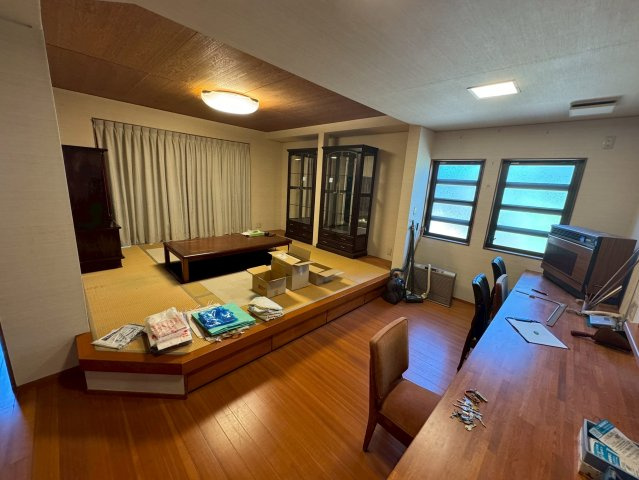 羽咋市千里浜町ホ　中古の居間・リビング