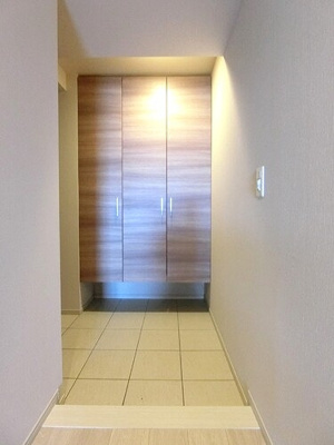 【玄関】 | サーパス大州グランビューレジデンス