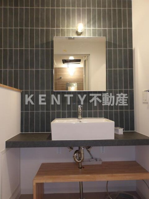 【洗面所】 | アクティ目黒駅前１号棟 | 広い洗面スペース