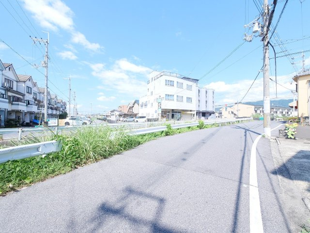 岩井川ハイツの周辺