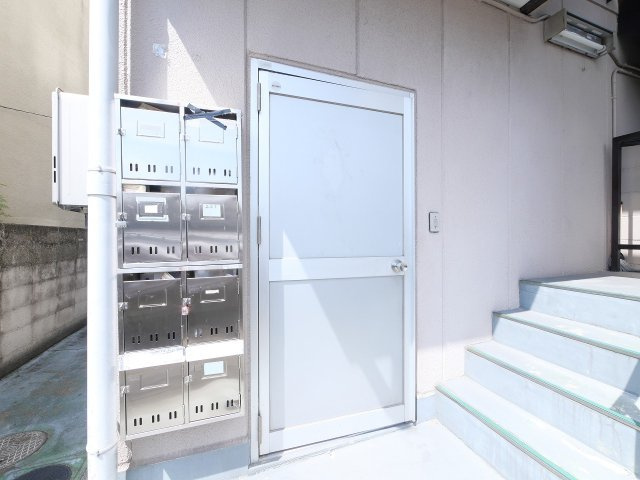 岩井川ハイツのその他|勝手口です