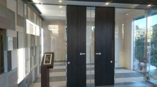 リヴシティ大森西のエントランス