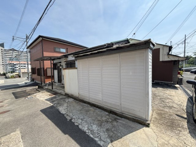 【庭】 | 六番町　平屋