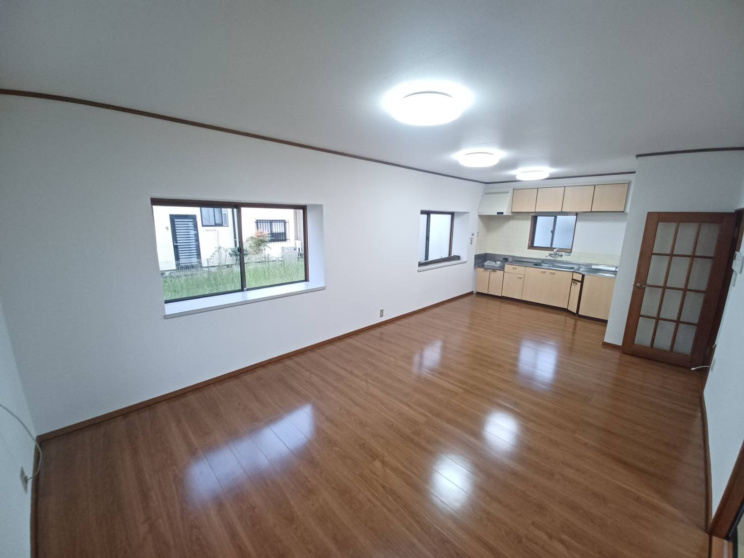 日渡戸建の居間・リビング