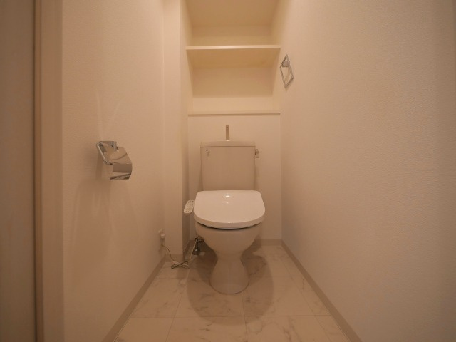 セレッソコート上本町ＥＡＳＴのトイレ