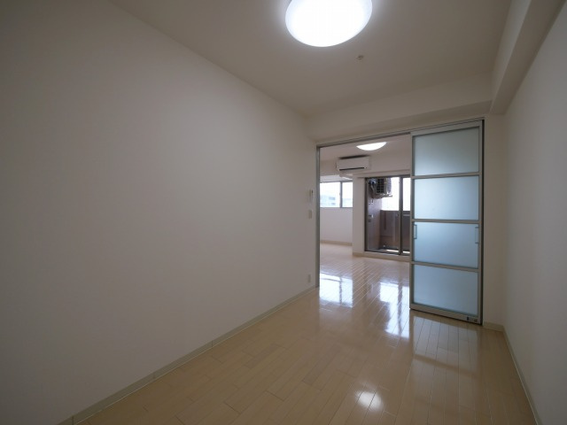 セレッソコート上本町ＥＡＳＴの洋室