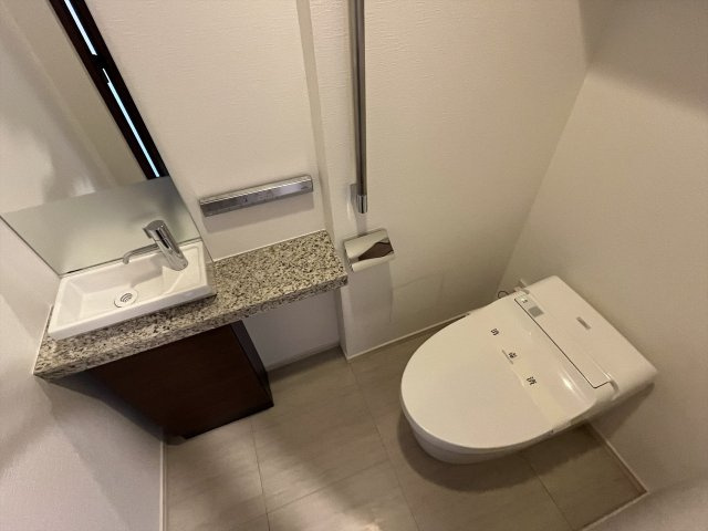 台東区池之端２丁目の賃貸マンション