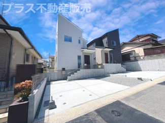 【外観】 | 現地写真。プラス不動産販売なら、現場の全ての棟をまとめてご見学頂けます。