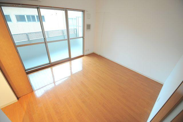 大阪市都島区東野田町５丁目の賃貸マンションのロビー