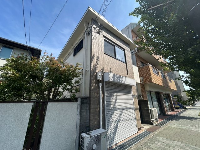 園生マンションの外観