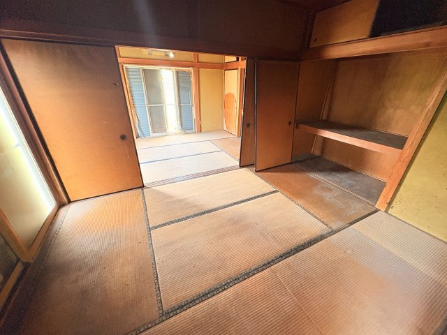 【敷地100坪以上】いすみ市岬町江場土　戸建ての和室|和室ならではの温かな和の空間で寛ぎの時間を過ごせます