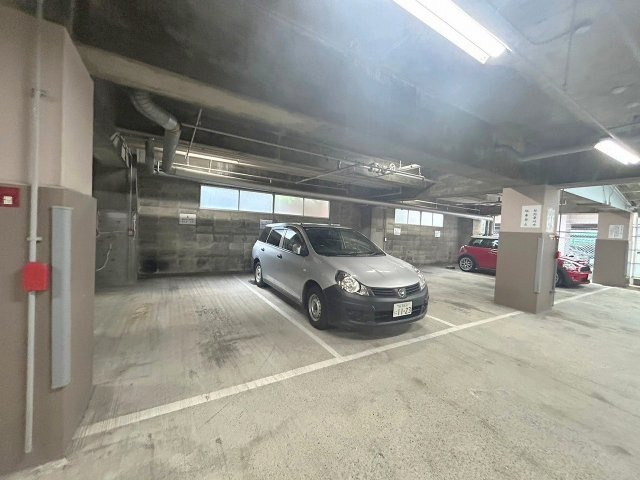 新大阪第一ダイヤモンドマンションの駐車場