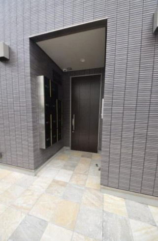 アンファミーユのエントランス