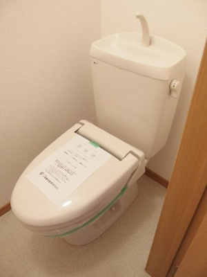 【トイレ】 | プリームラ | 清潔感のあるトイレです