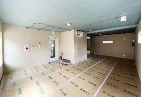 木屋町のはりビルの内装