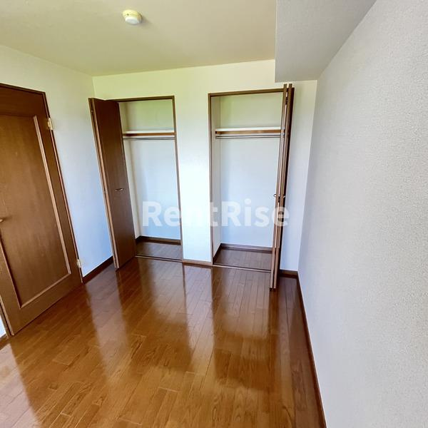 クレセール松岡２の収納