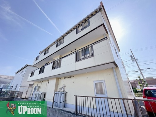 ヴィレッジハヤシ