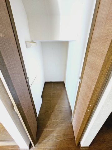 神戸市北区花山中尾台２丁目の中古一戸建の収納|■1階の階段下収納