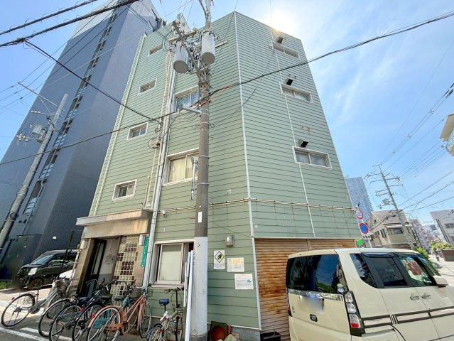 コーポサーティーンの外観