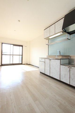 ハイツ岡村のキッチン