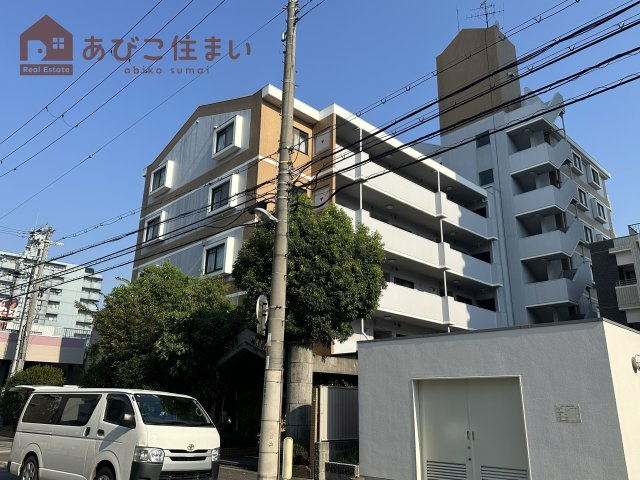 ドムスラファガの外観