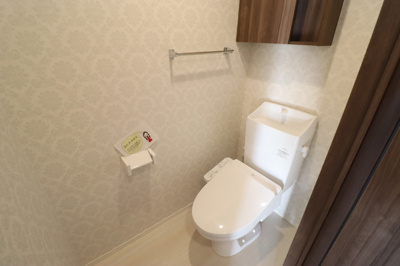 【トイレ】 | D-ROOM若草 | ※同物件・反転タイプの写真です。