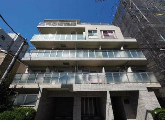 【外観】 | 鉄筋コンクリート造のがっちりとした建物。
