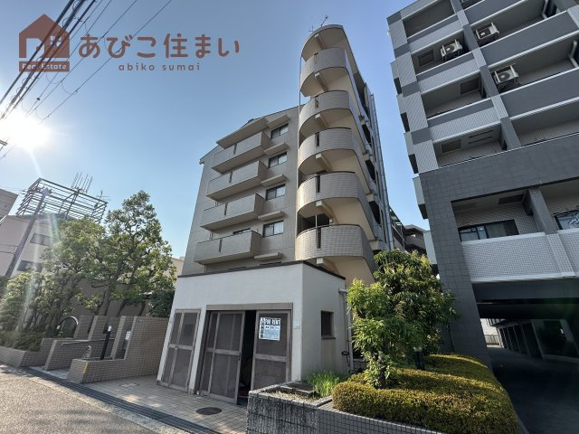 メルベーユ出戸の外観