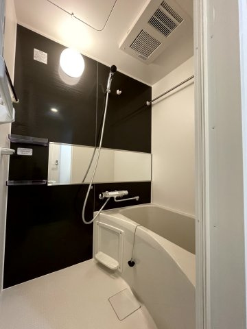 Laviere上中里の浴室