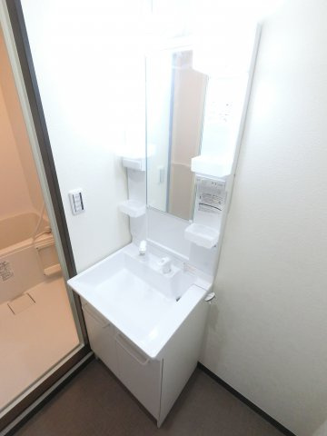 【独立洗面台】