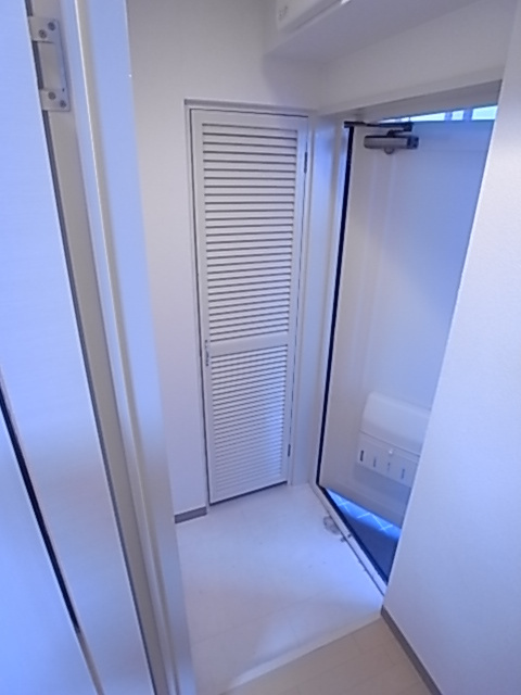 甲南本山コーポラスの玄関