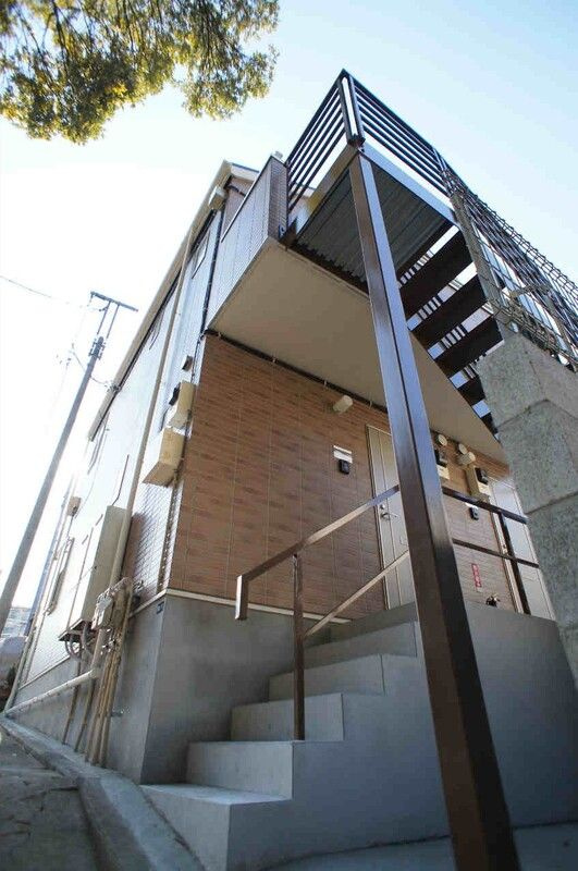 アルページュの外観