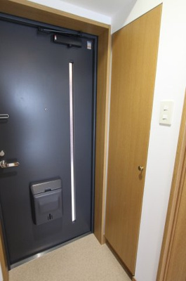 【玄関】 | ロンディーヌⅡ榴岡